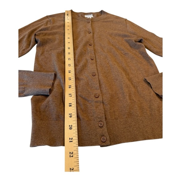 J. Crew ** Classic Cardigan in Heather Mushy Women’s Size XS Neutral Minimalist - Picture 14 of 16